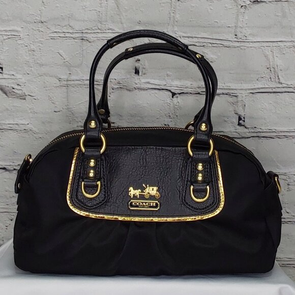 COACH 'GABRIELLE' POCHETTE BAG LEATHER STRAP GOLD CREED - Picture 16 of 16